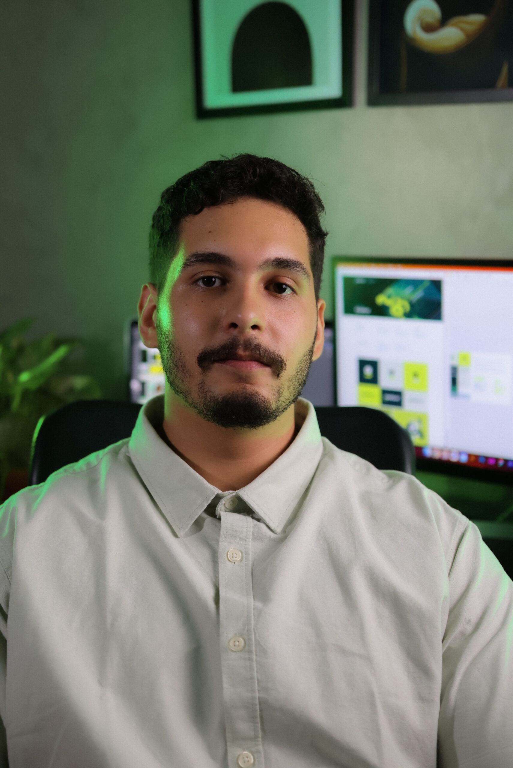 Luan, um apaixonado Diretor de Arte e Especialista em Branding e UX.